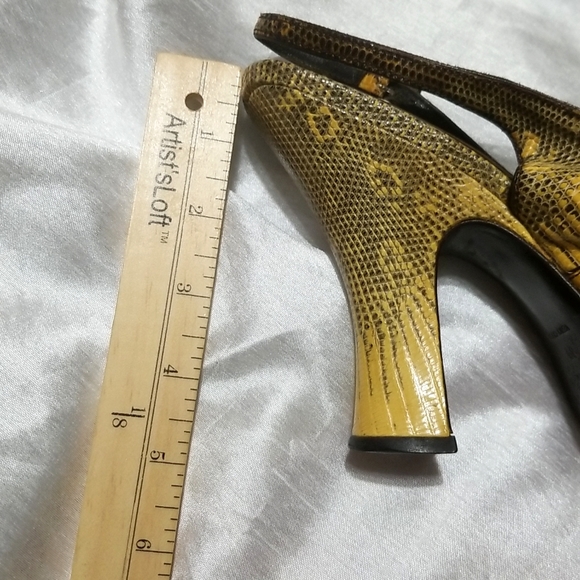 Vintage Prada Platform Lizard Peep Toe Embossed Leather Slingbacks 39 8.5 - Picture 9 of 11